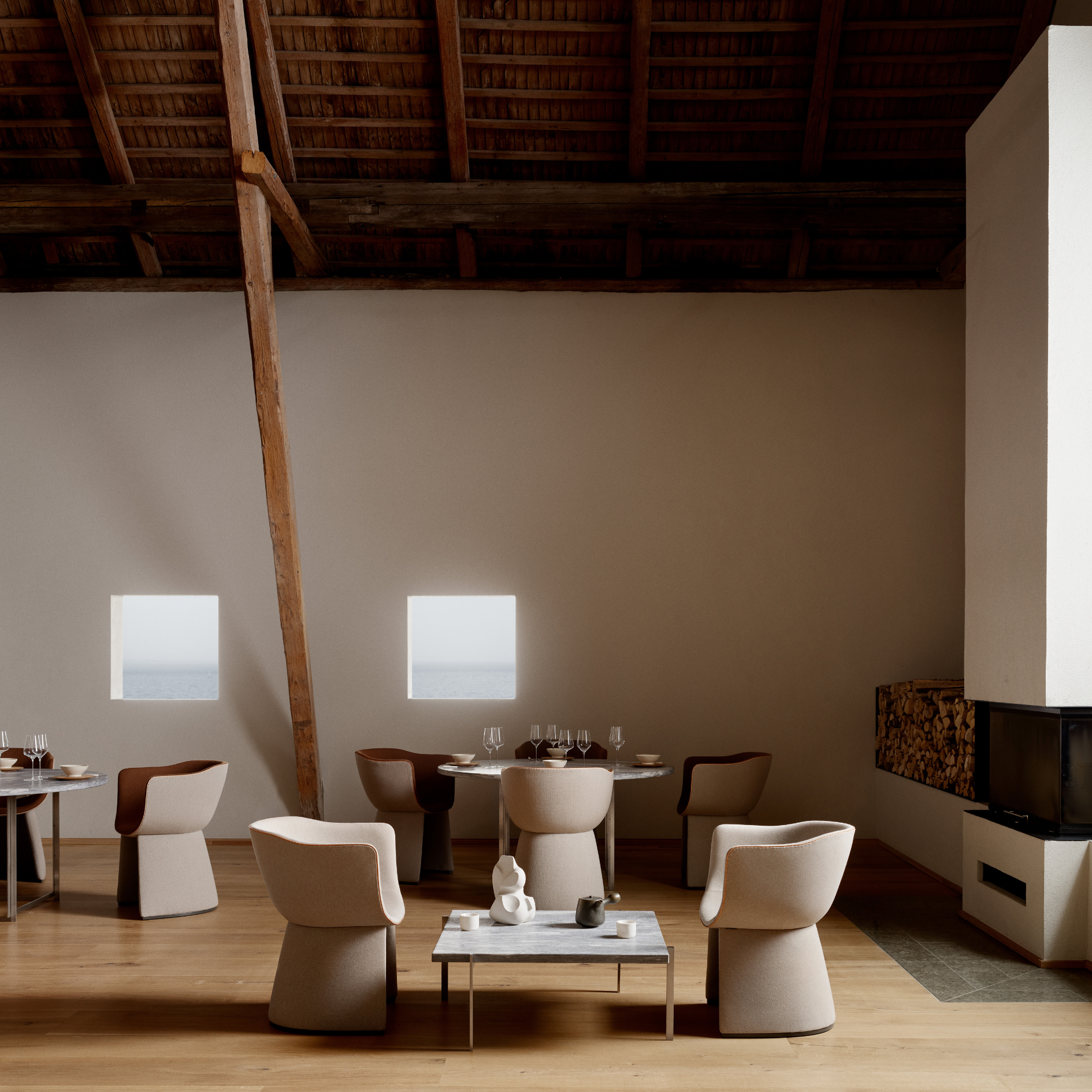 Monolit Lounge Chair